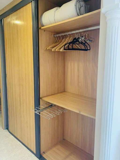 Alterhome Luminoso Estudio Con Piscina Y Maravillosas Vistas Lejlighed Torremolinos